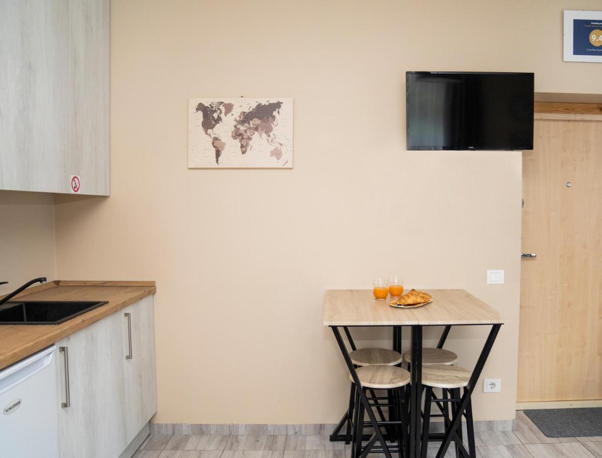Cozy Stay Apartment Kaunas Ngoại thất bức ảnh